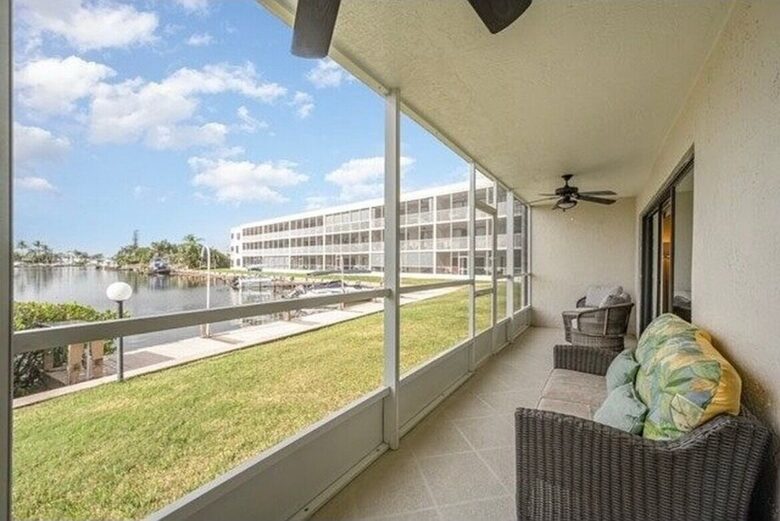Riverfront Serenity Across from Cocoa Beach - Cocoa Beach, Florida