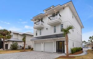 Upscale Beachside Living with Resort-Style Amenities - Santa Rosa Beach, Florida