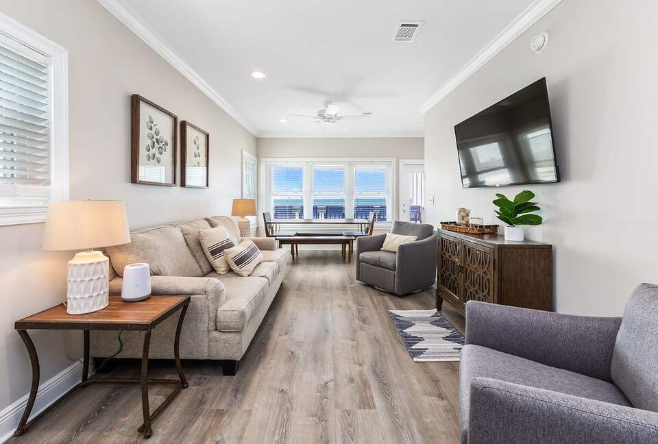 Gulf-Front Serenity with Private Plunge Pool - Gulf Shores, Alabama