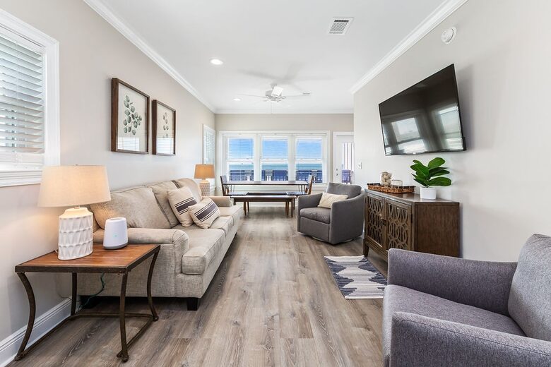 Gulf-Front Serenity with Private Plunge Pool - Gulf Shores, Alabama