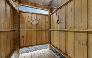 Off-Grid Oceanview Retreat with Pool & Wild Horses - Corolla, North Carolina