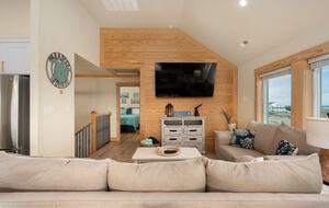 Off-Grid Oceanview Retreat with Pool & Wild Horses - Corolla, North Carolina