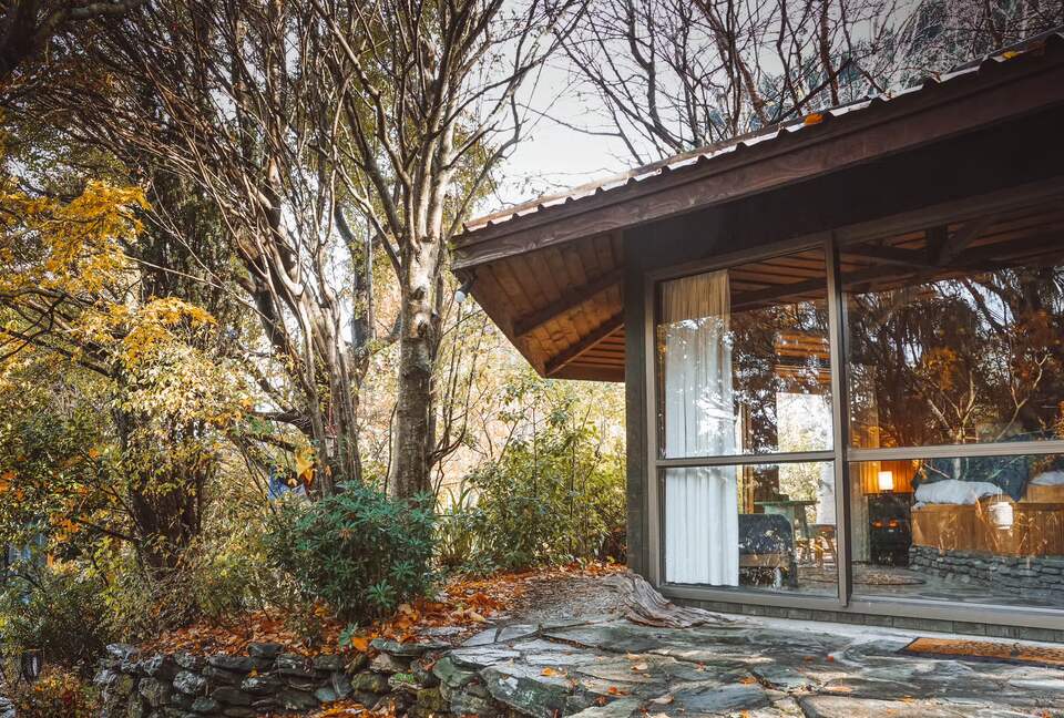 Alpine Harmony | A Tranquil Queenstown Retreat - Queenstown, New Zealand