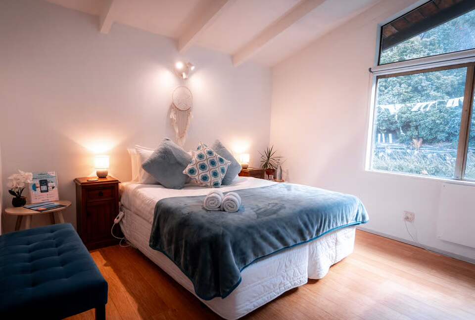 Alpine Harmony | A Tranquil Queenstown Retreat - Queenstown, New Zealand