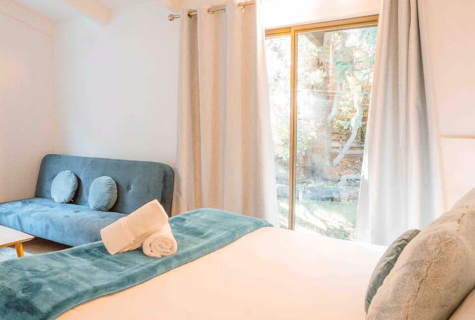 Alpine Harmony | A Tranquil Queenstown Retreat - Queenstown, New Zealand