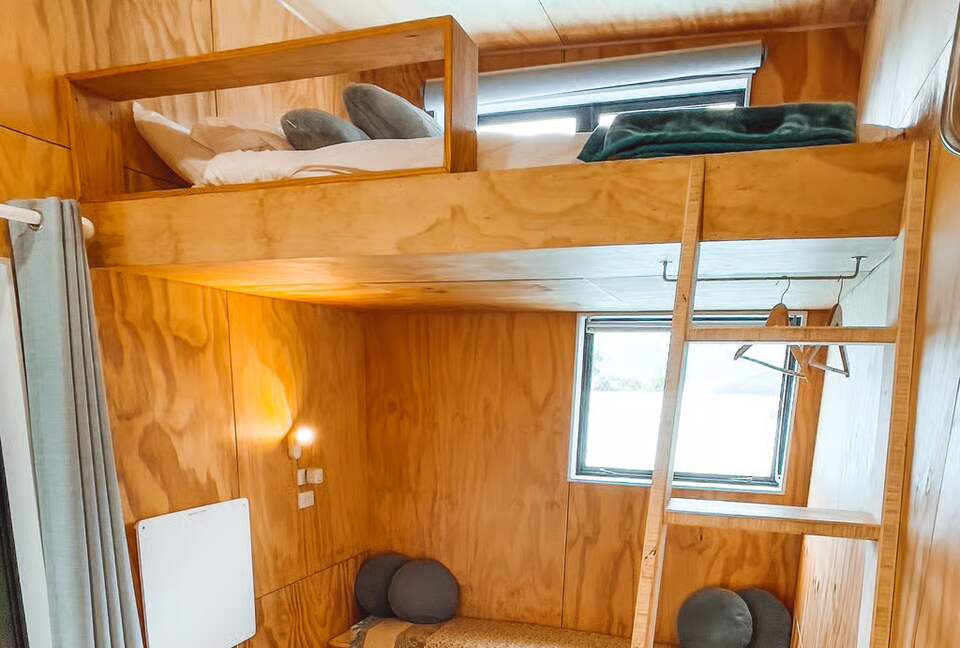 Alpine Harmony | A Tranquil Queenstown Retreat - Queenstown, New Zealand