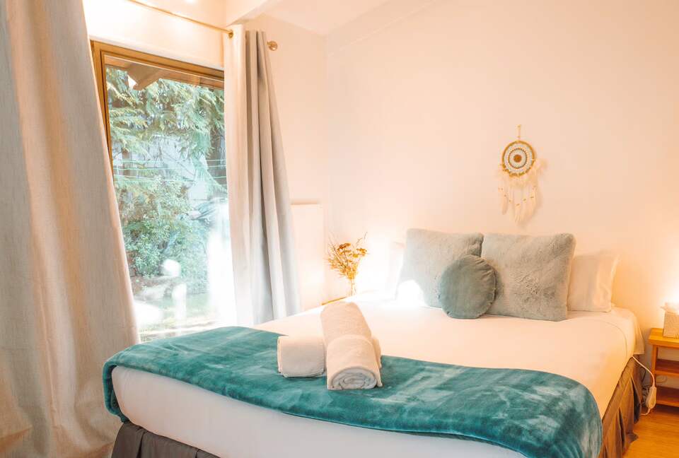 Alpine Harmony | A Tranquil Queenstown Retreat - Queenstown, New Zealand