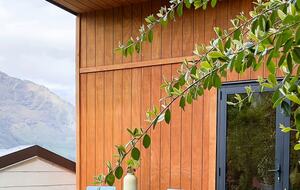 Alpine Harmony | A Tranquil Queenstown Retreat - Queenstown, New Zealand