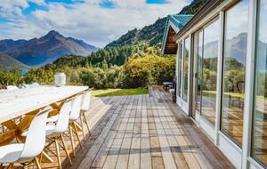 Alpine Harmony | A Tranquil Queenstown Retreat - Queenstown, New Zealand