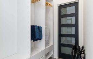 Elegant Riverfront Escape with Panoramic St. Lawrence Views - Les Éboulements, Canada