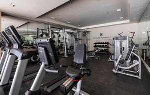 Nima Point - Pickleball & Rooftop Pool - San José del Cabo, Mexico