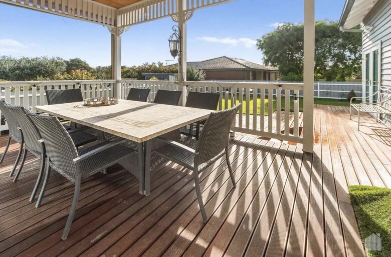 Light-Filled Living in a Serene Peninsula Setting - Rye, Australia