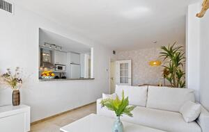 Driftwood Escape - Puerto de la Duquesa - Manilva, Spain