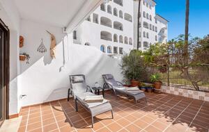 Driftwood Escape - Puerto de la Duquesa - Manilva, Spain