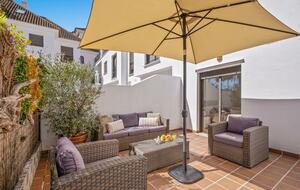Driftwood Escape - Puerto de la Duquesa - Manilva, Spain