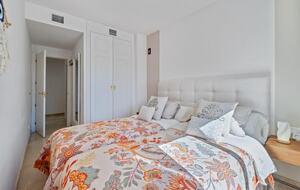 Driftwood Escape - Puerto de la Duquesa - Manilva, Spain