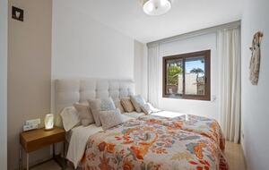 Driftwood Escape - Puerto de la Duquesa - Manilva, Spain