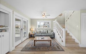 Discovery Bayhouse - Galveston, Texas