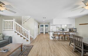 Discovery Bayhouse - Galveston, Texas