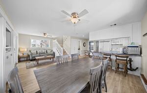 Discovery Bayhouse - Galveston, Texas