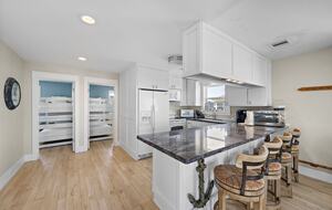 Discovery Bayhouse - Galveston, Texas