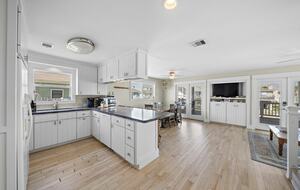 Discovery Bayhouse - Galveston, Texas