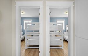 Discovery Bayhouse - Galveston, Texas