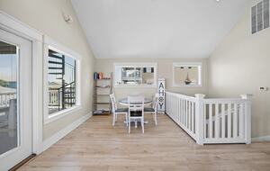 Discovery Bayhouse - Galveston, Texas