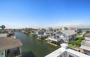 Discovery Bayhouse - Galveston, Texas