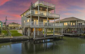 Discovery Bayhouse - Galveston, Texas