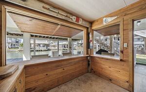 Discovery Bayhouse - Galveston, Texas