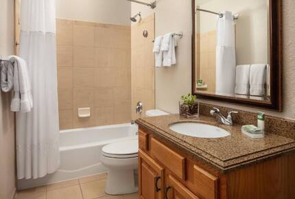 Birch at Streamside | Warm 1BR Retreat Steps from Adventure - Vail, Colorado