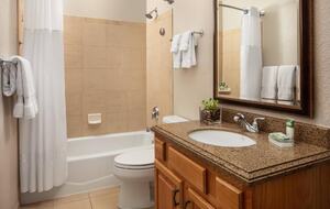 Birch at Streamside | Warm 1BR Retreat Steps from Adventure - Vail, Colorado