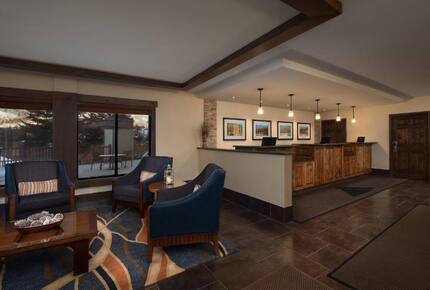 Birch at Streamside | Warm 1BR Retreat Steps from Adventure - Vail, Colorado