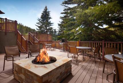 Birch at Streamside | Warm 1BR Retreat Steps from Adventure - Vail, Colorado