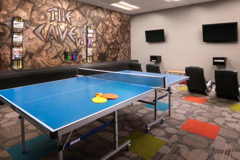 Birch at Streamside | Warm 1BR Retreat Steps from Adventure - Vail, Colorado