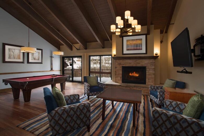 Birch at Streamside | Warm 1BR Retreat Steps from Adventure - Vail, Colorado