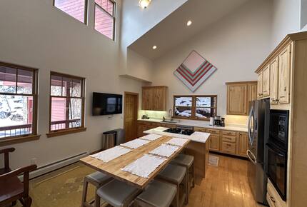 Alpine Elegance in the Heart of Wildridge - Avon, Colorado