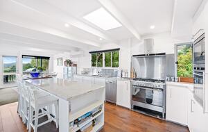 Nature-Surrounded Peninsula Escape - Dromana, Australia