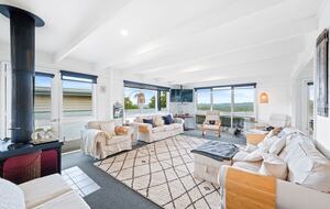 Nature-Surrounded Peninsula Escape - Dromana, Australia