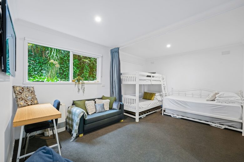 Nature-Surrounded Peninsula Escape - Dromana, Australia