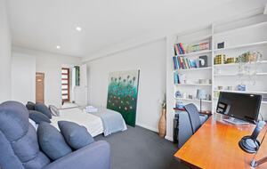 Nature-Surrounded Peninsula Escape - Dromana, Australia