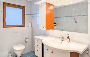 Spacious and charming with terrace and garden - Troistorrents, Switzerland