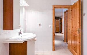 Spacious and charming with terrace and garden - Troistorrents, Switzerland