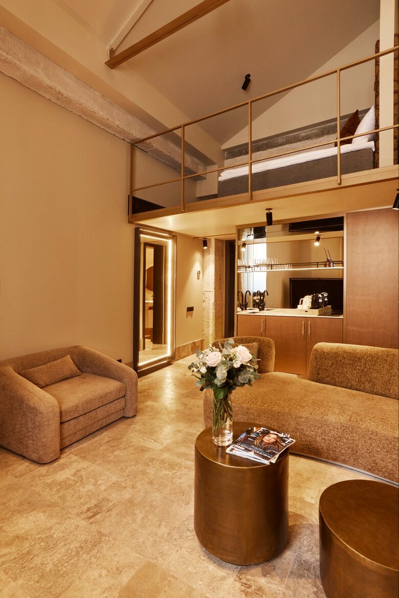 Èze Beach Residence - Poolside Loft - Èze, France