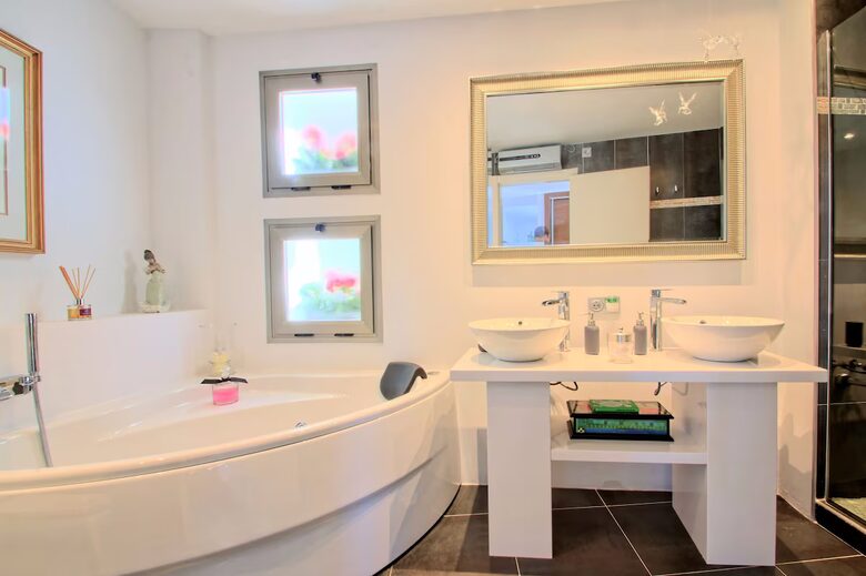 Luxury Villa with Panoramic Mediterranean Sea and Mountain Views - Altea, Spain