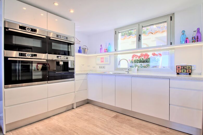 Luxury Villa with Panoramic Mediterranean Sea and Mountain Views - Altea, Spain