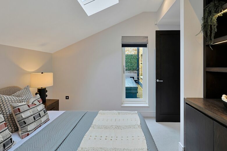 Luxe Home With Cinema Room - South Kensington - London, United Kingdom