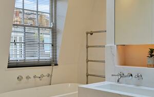 Luxe Home With Cinema Room - South Kensington - London, United Kingdom