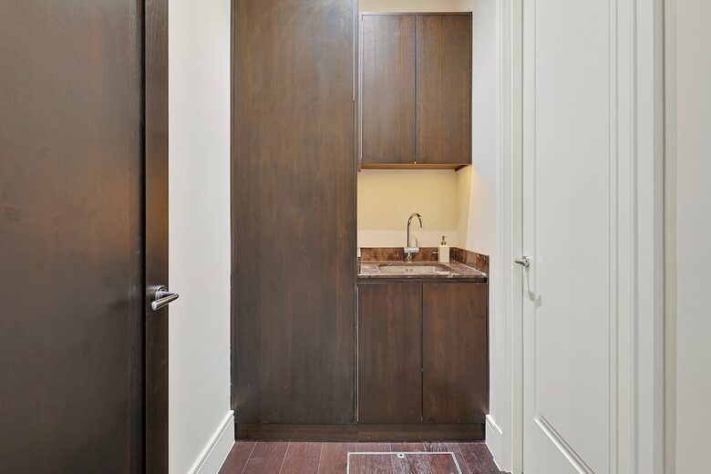 Luxe Home With Cinema Room - South Kensington - London, United Kingdom